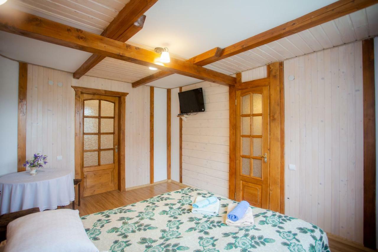 Сервус Guest Hotell Jaremtje Exteriör bild
