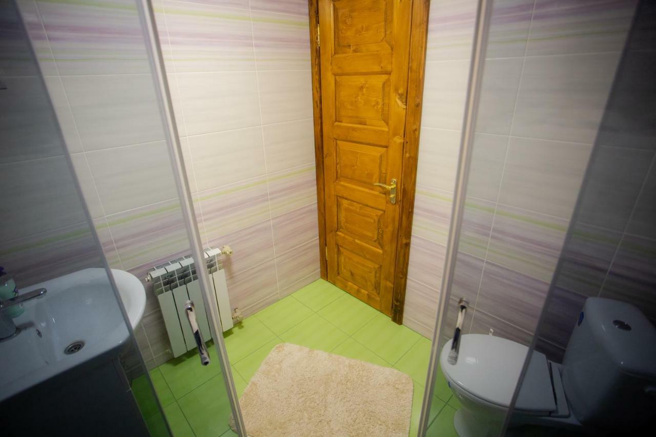 Сервус Guest Hotell Jaremtje Exteriör bild
