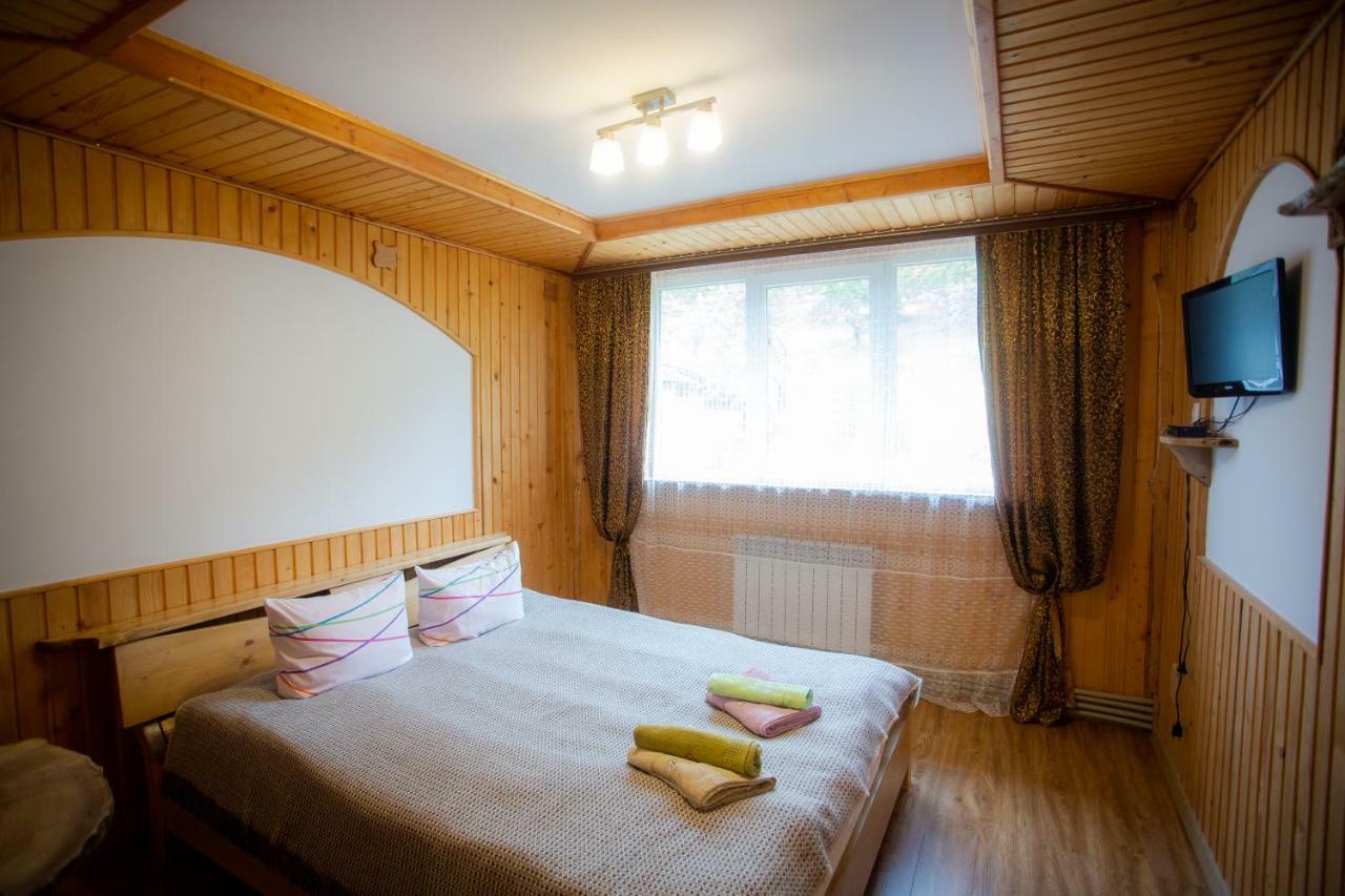 Сервус Guest Hotell Jaremtje Exteriör bild