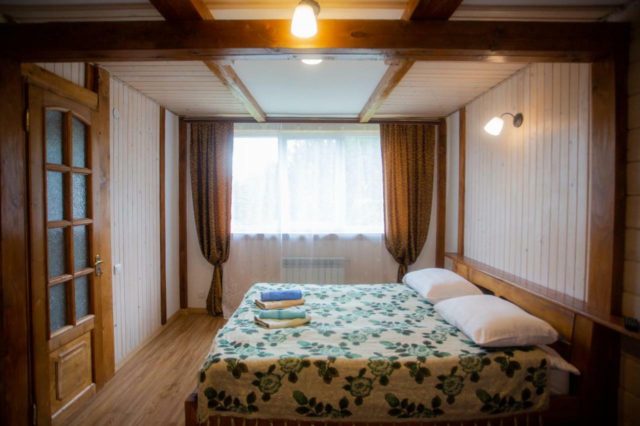 Сервус Guest Hotell Jaremtje Exteriör bild
