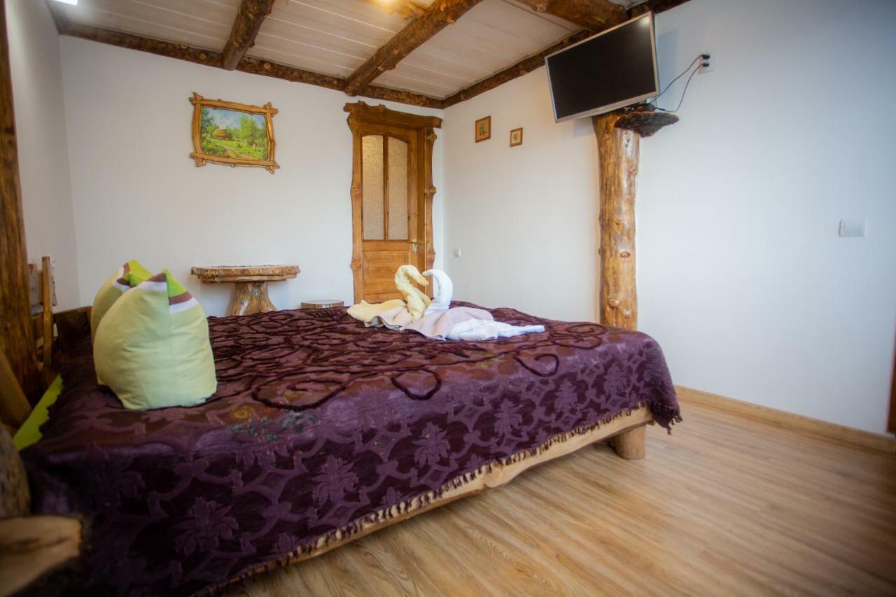 Сервус Guest Hotell Jaremtje Exteriör bild